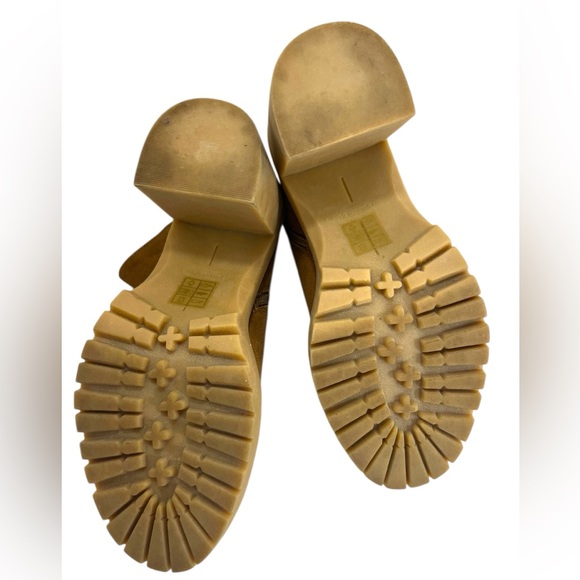 Dolce Vita Celia Suede Platform Boot - Picture 11 of 13